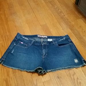 Mudd Size 17 jean shorts